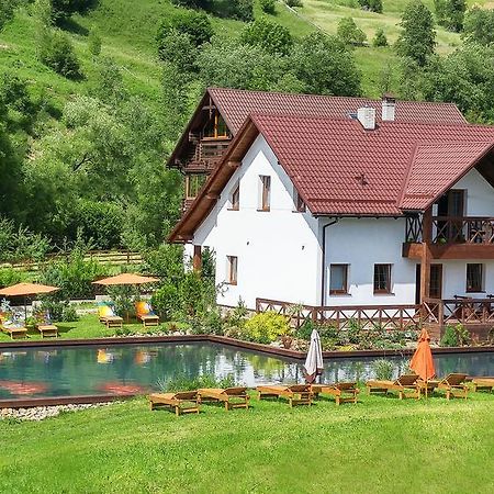 Gallery Of Mountains Holiday Home Yasinia Esterno foto