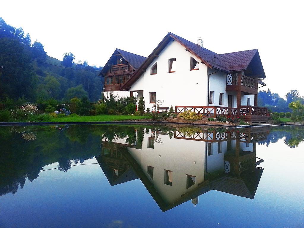 Gallery Of Mountains Holiday Home Yasinia Esterno foto
