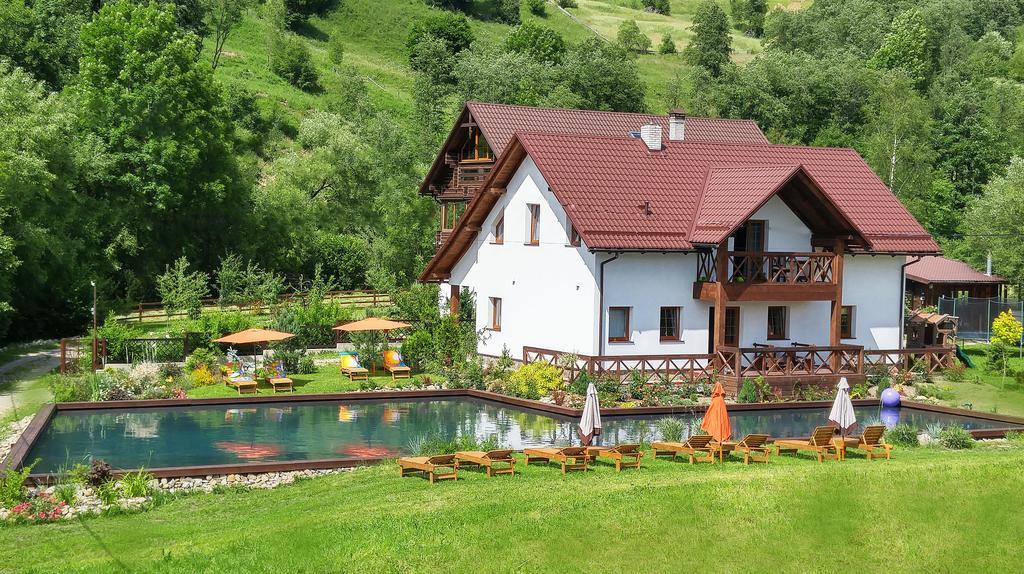 Gallery Of Mountains Holiday Home Yasinia Esterno foto